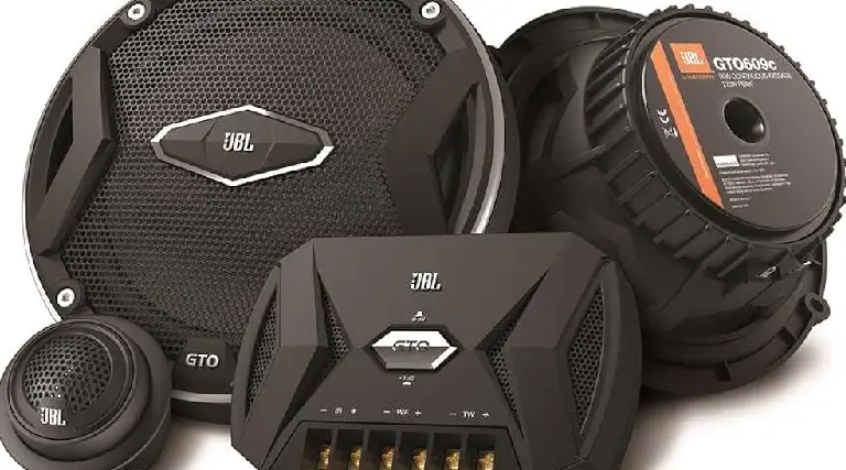 Professional installation of JBL car speakers UAE at the best car audio shop in Dubai