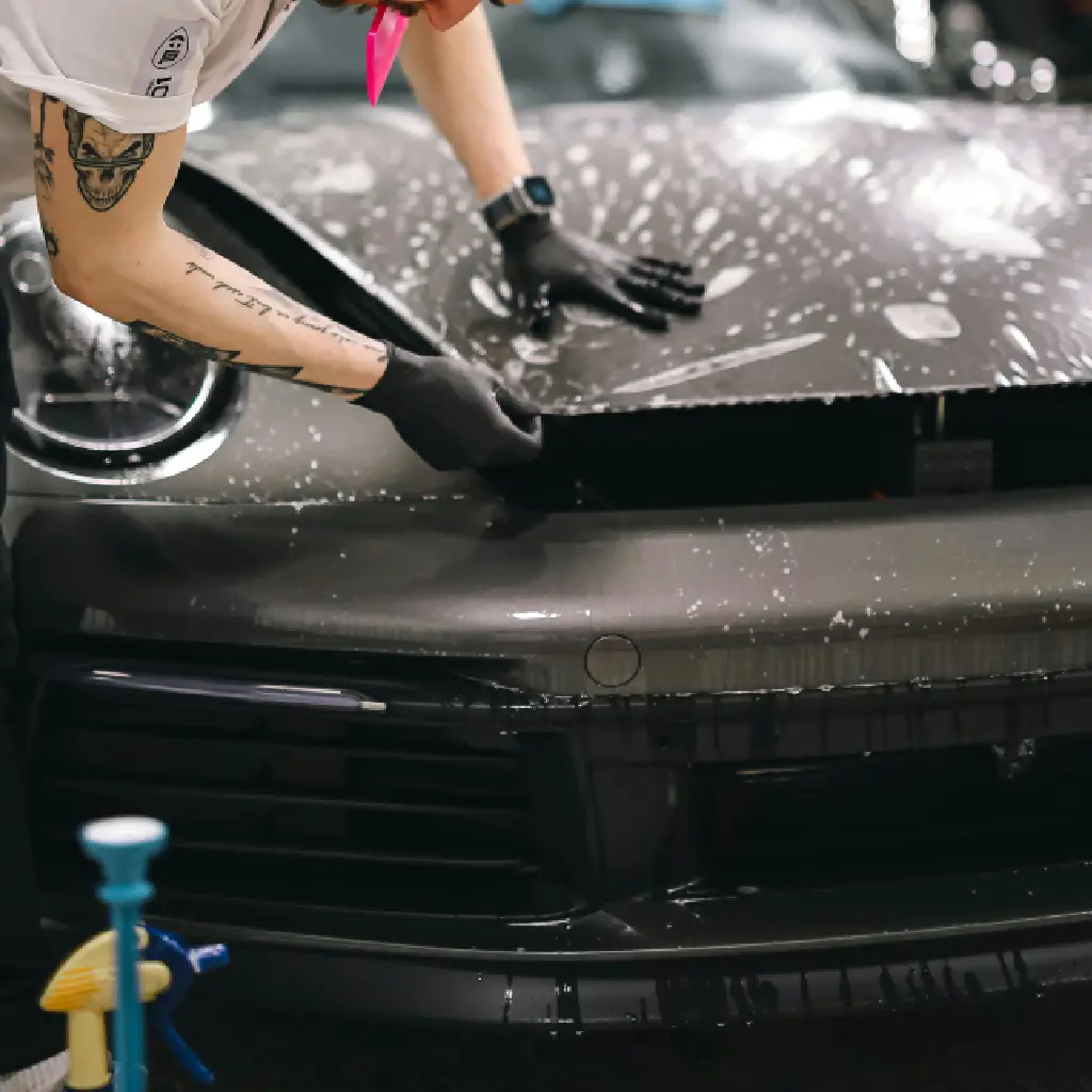 Blackfeather professional nano ceramic car tinting installation in Sharjah with premium heat protection